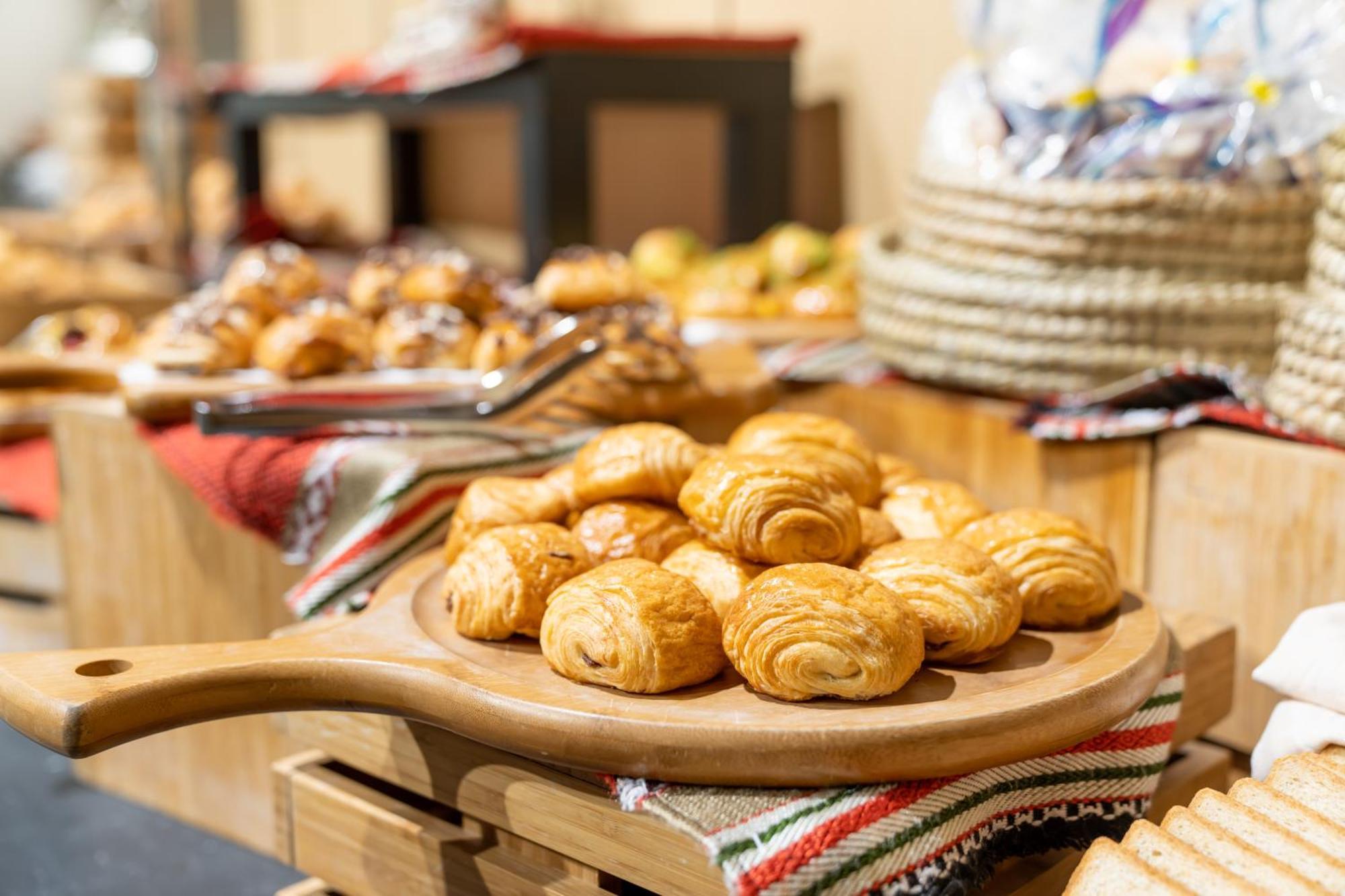 Hilton Garden Inn Ал Хубар Екстериор снимка