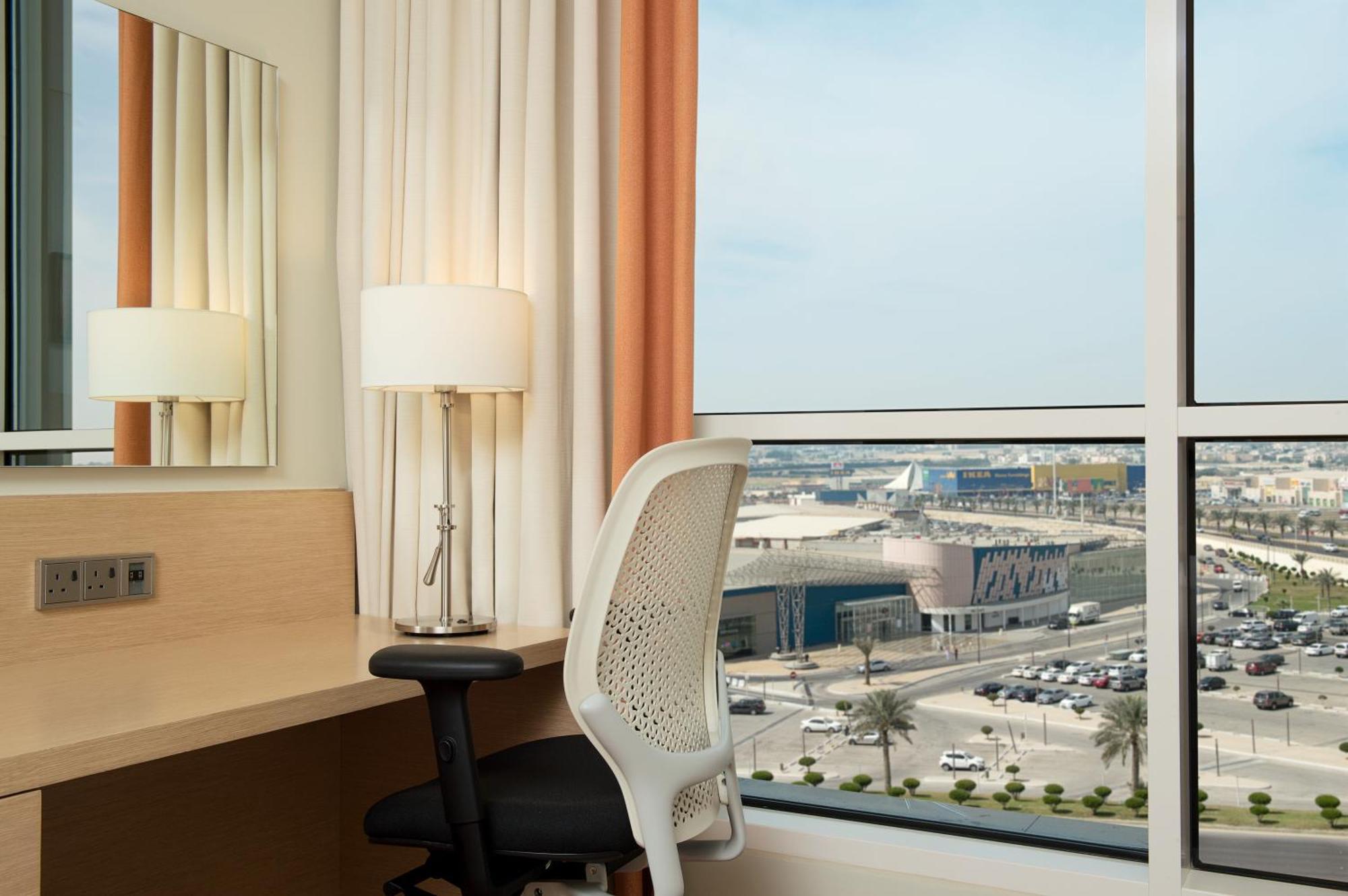 Hilton Garden Inn Ал Хубар Екстериор снимка