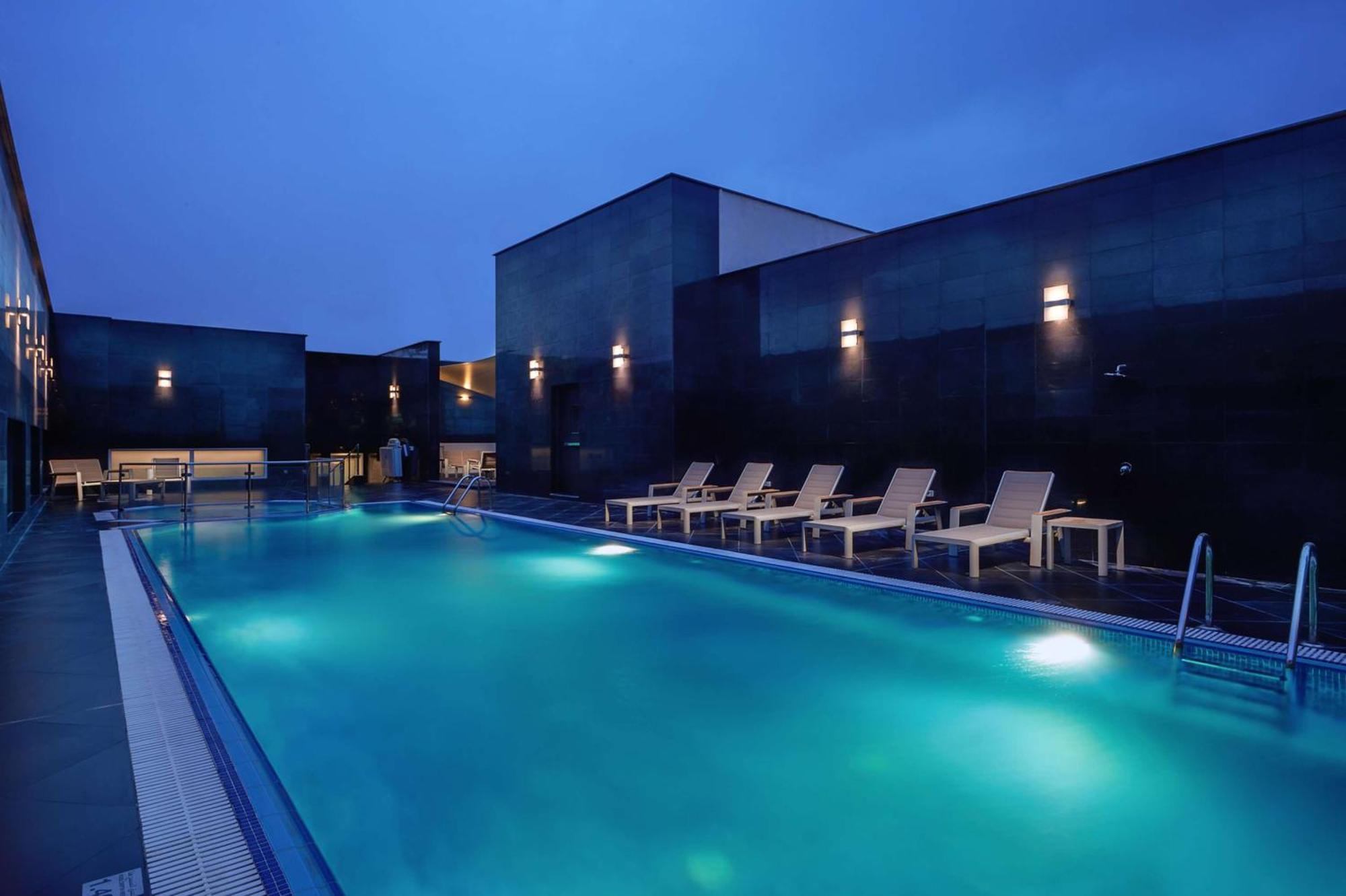 Hilton Garden Inn Ал Хубар Екстериор снимка