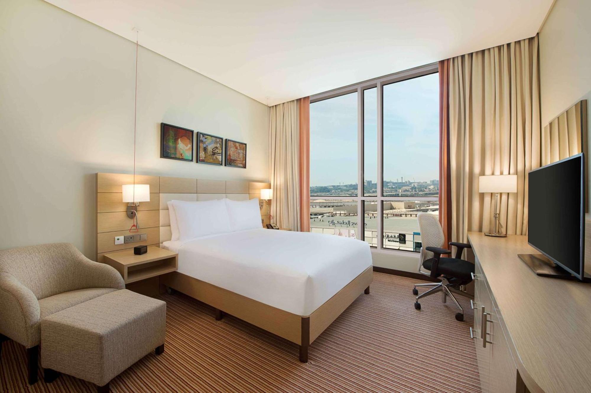 Hilton Garden Inn Ал Хубар Екстериор снимка