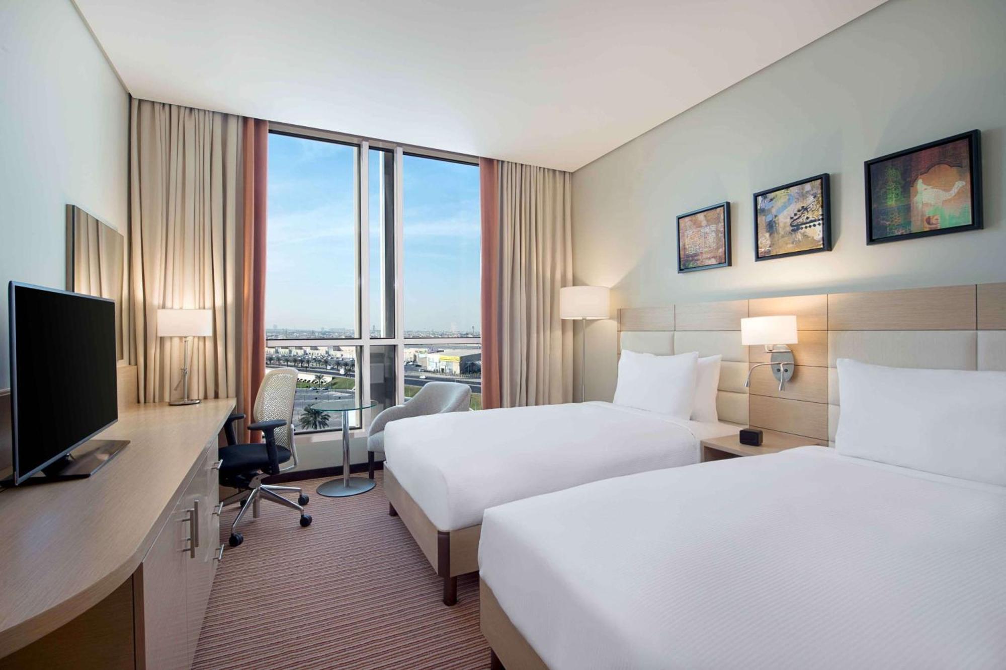 Hilton Garden Inn Ал Хубар Екстериор снимка