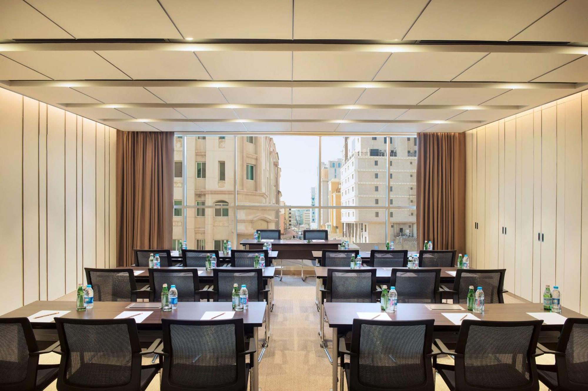Hilton Garden Inn Ал Хубар Екстериор снимка