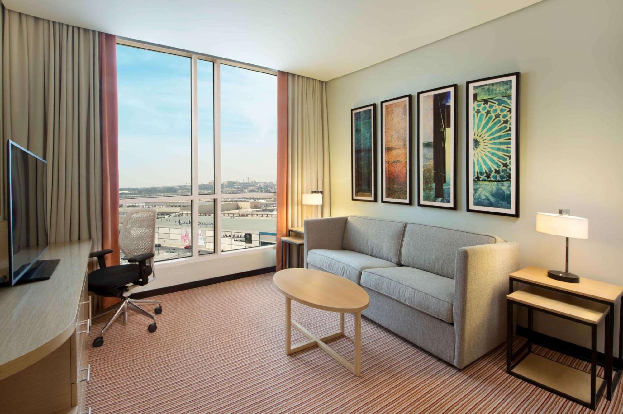 Hilton Garden Inn Ал Хубар Екстериор снимка